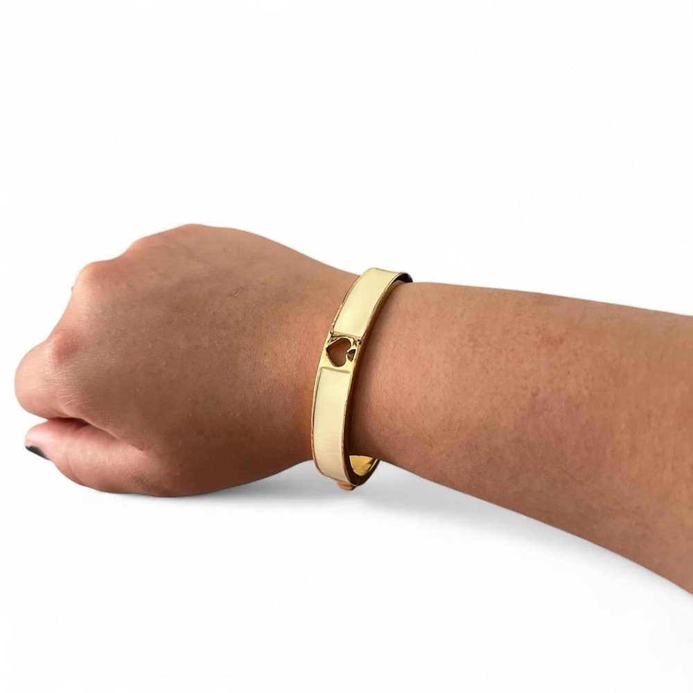 Kate Spade Cream Enamel Cut‑Out Gold‑Tone Hinged Bracelet